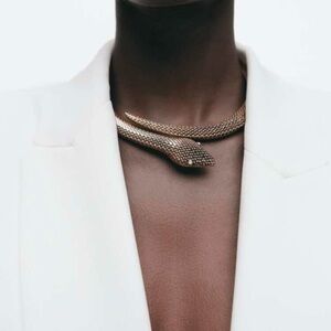 Elegant Gold Snake Necklace